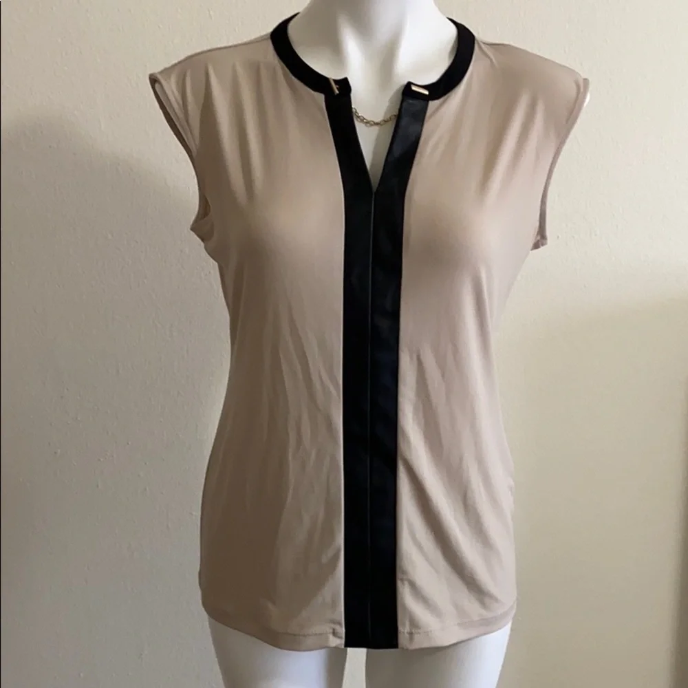 CALVIN KLEIN Black and Tan  top size Small